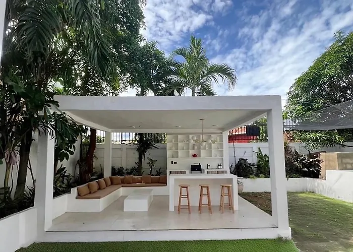 New Exclusive Luxury Pool Villa Lapu-Lapu City