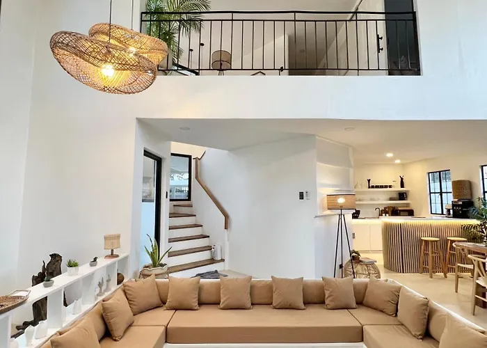 New Exclusive Luxury Pool Villa Lapu-Lapu City