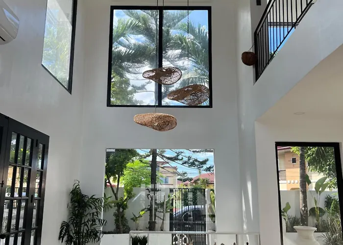 New Exclusive Luxury Pool